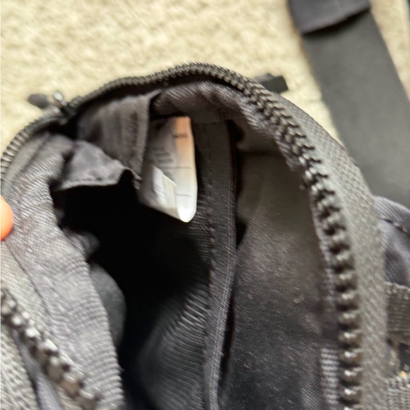 Nike Crossbody Bag (mini) LIKE NEW black brown belt bag - Picture 7 of 7